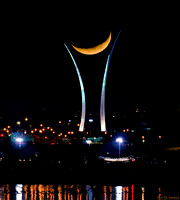 Crescent Moon setting over the US Air Force Memorial