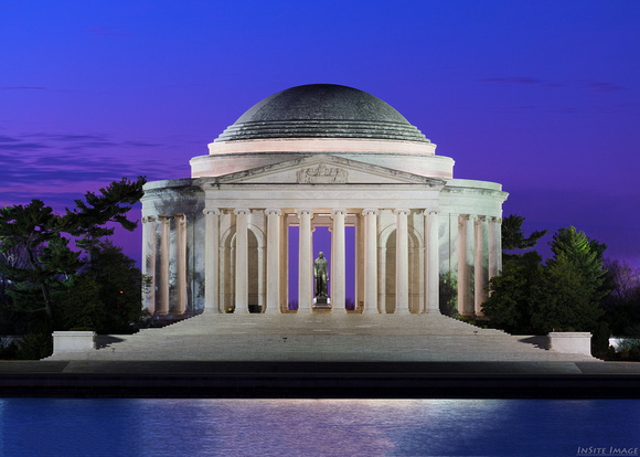 Dawn at the Jefferson Memorial
