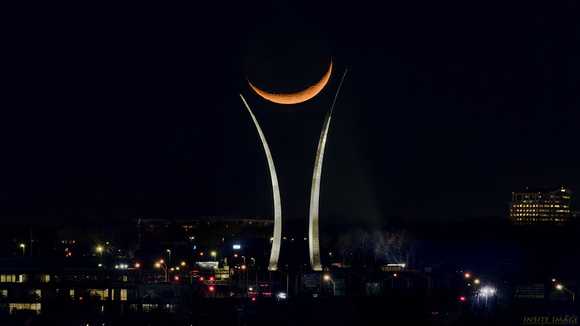 12.7% Crescent Moon setting with the Air Force Memorial