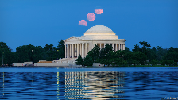 Strawberry Super Moon over the Jefferson Memorial